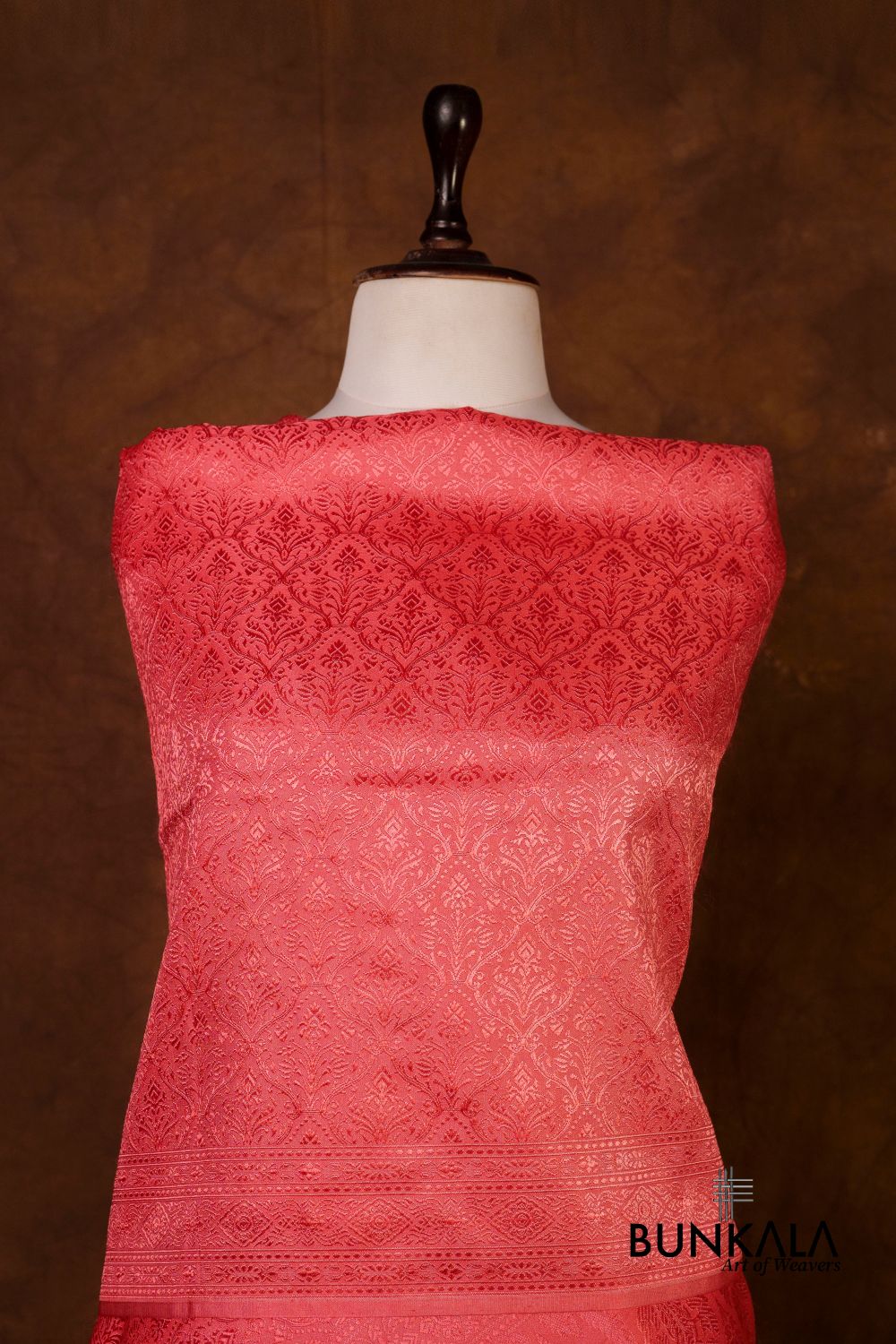 Strawberry Mughal Pattern Brocade Resham Weaved Banarasi Mashru Silk Dupatta