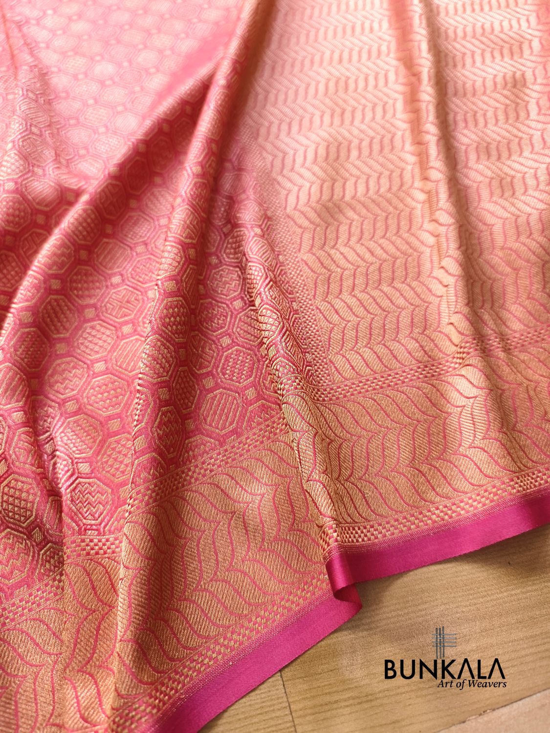 Strawberry Pink Geometrical Brocade Banarasi Mashru Silk Saree