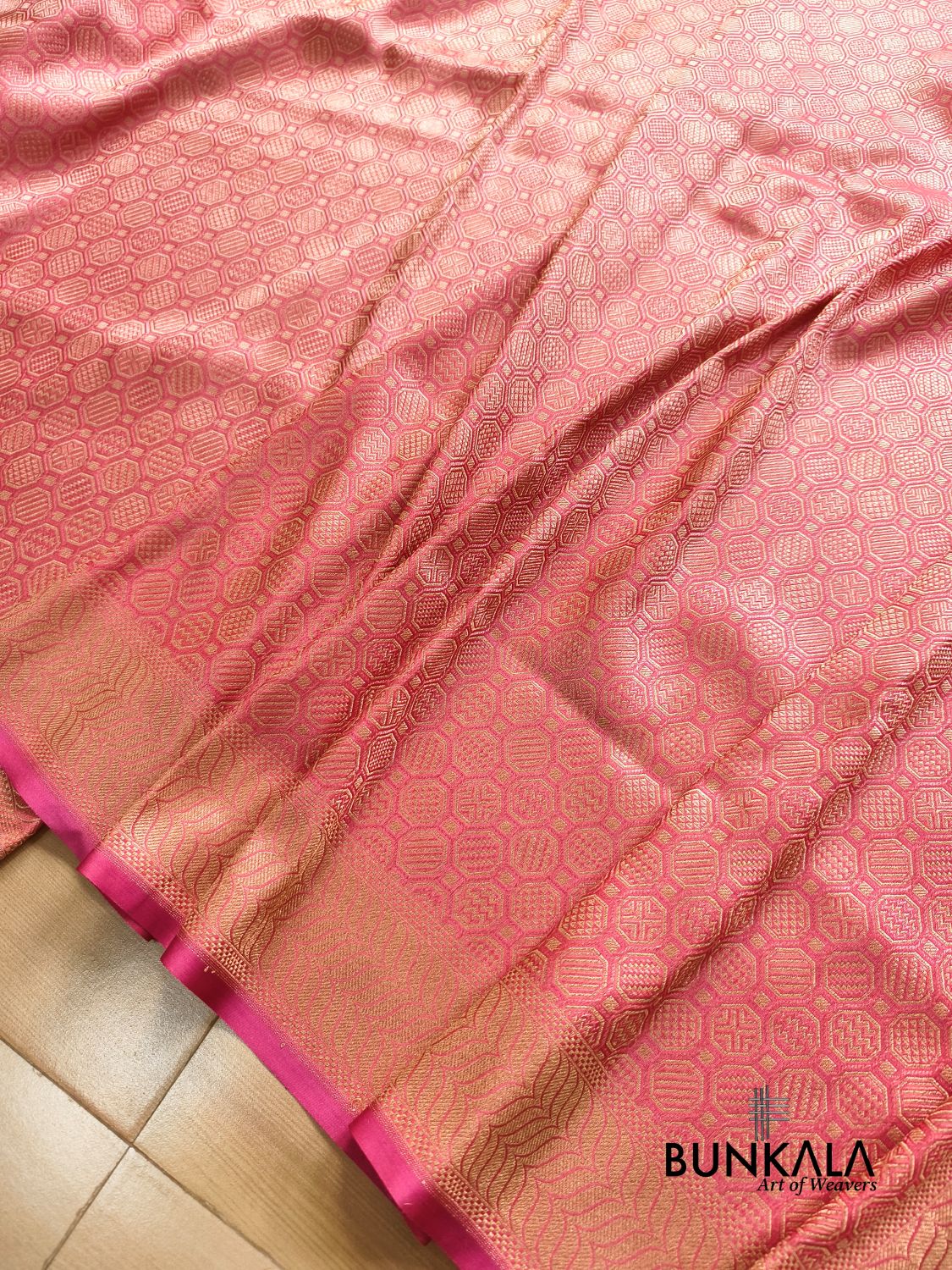 Strawberry Pink Geometrical Brocade Banarasi Mashru Silk Saree