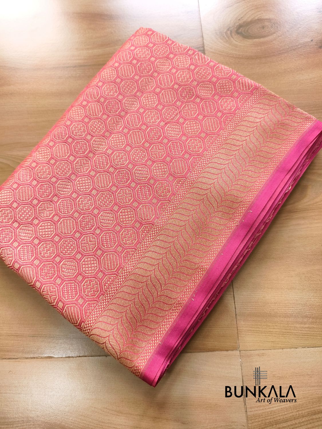 Strawberry Pink Geometrical Brocade Banarasi Mashru Silk Saree