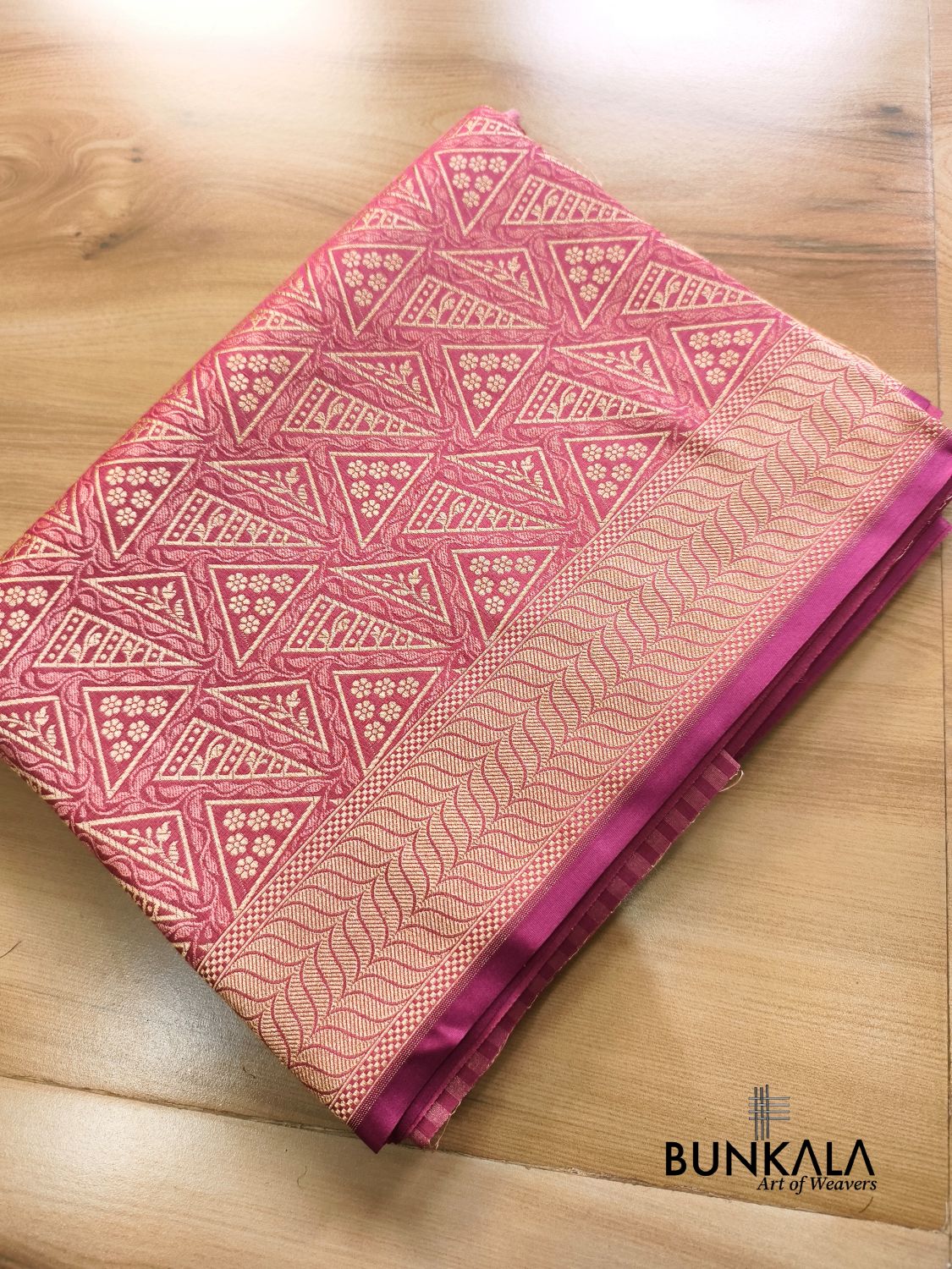Strawberry Pink Geometrical Brocade Banarasi Mashru Silk Saree
