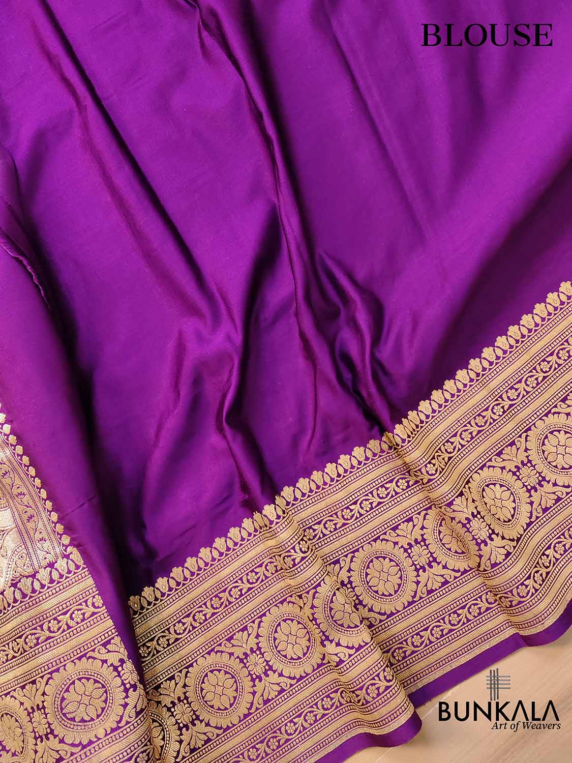 Majestic Purple Elegance Pure Mashru Silk Allover Buti Design Handloom Banarasi Saree