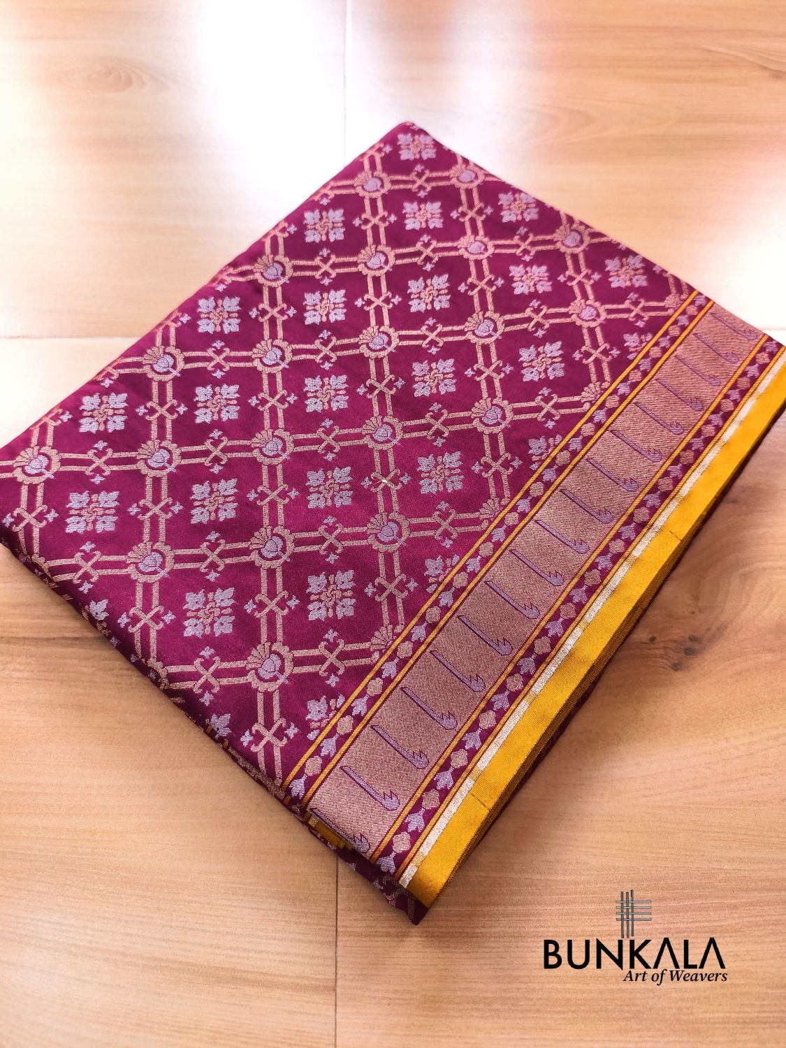 Wine Ektara Banarasi Jamdani Geometric Weaved Silk Saree