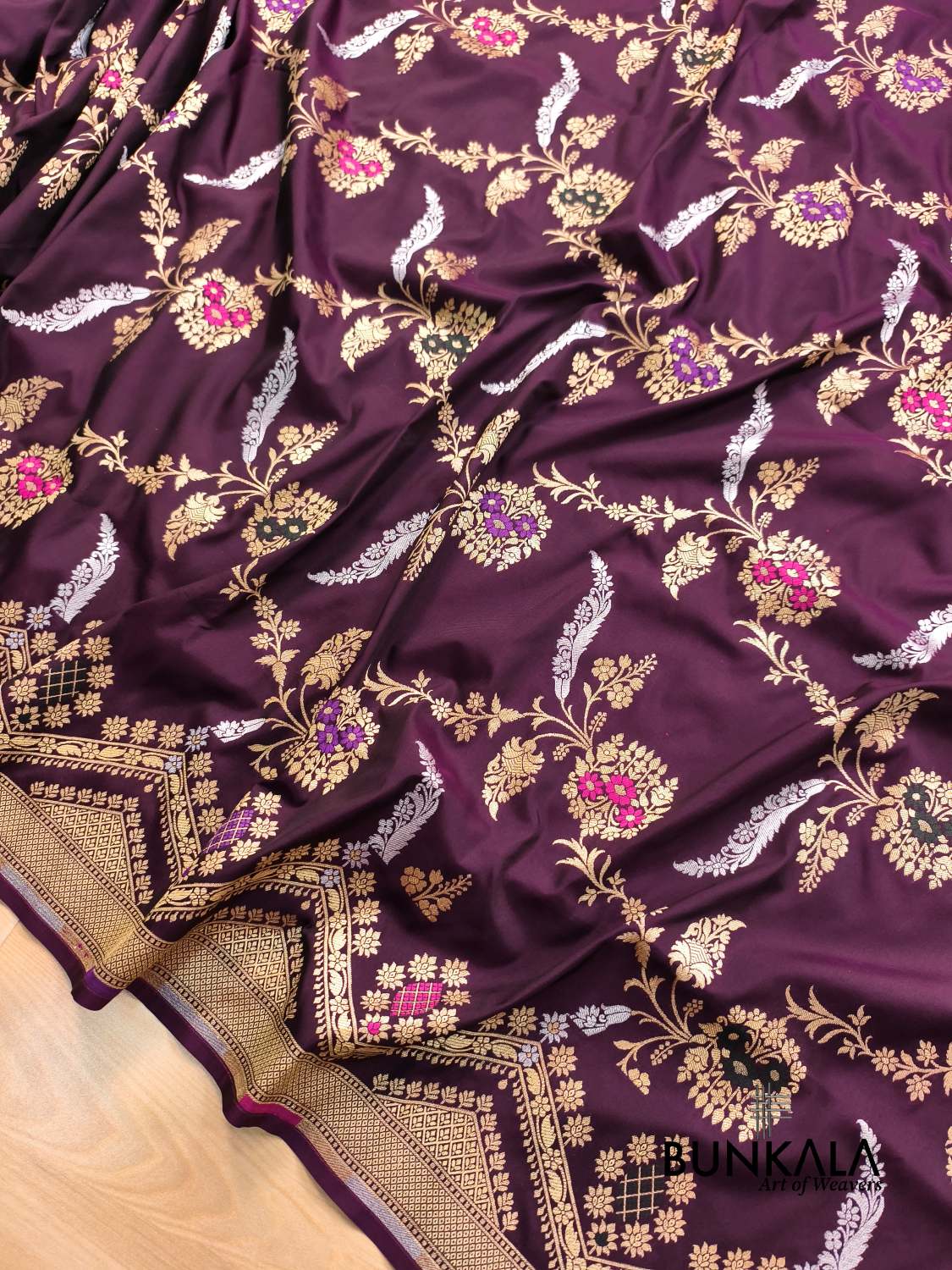 Wine Sona Rupa Meena Temple Border Banarasi Silk Saree 