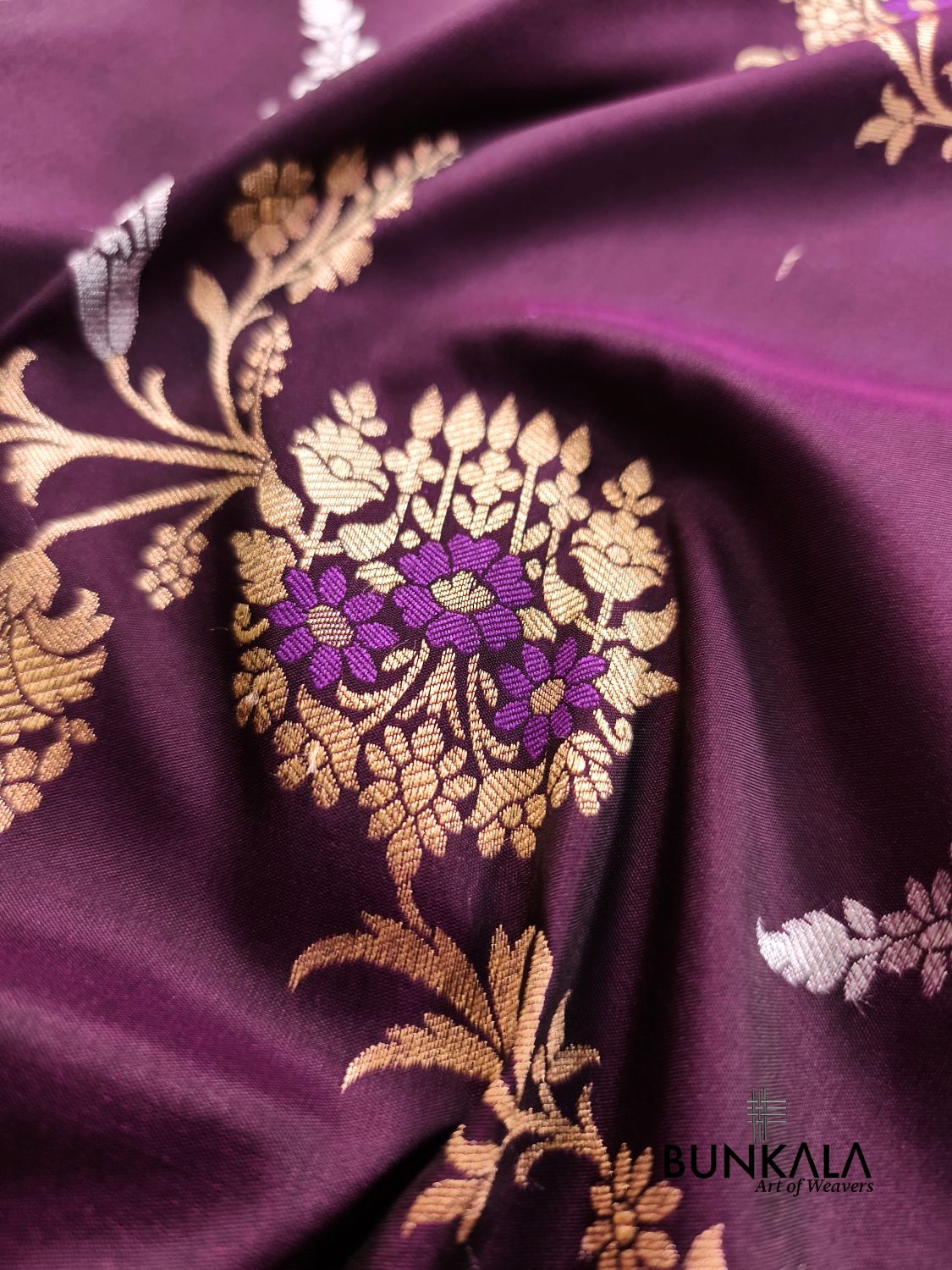 Wine Sona Rupa Meena Temple Border Banarasi Silk Saree 