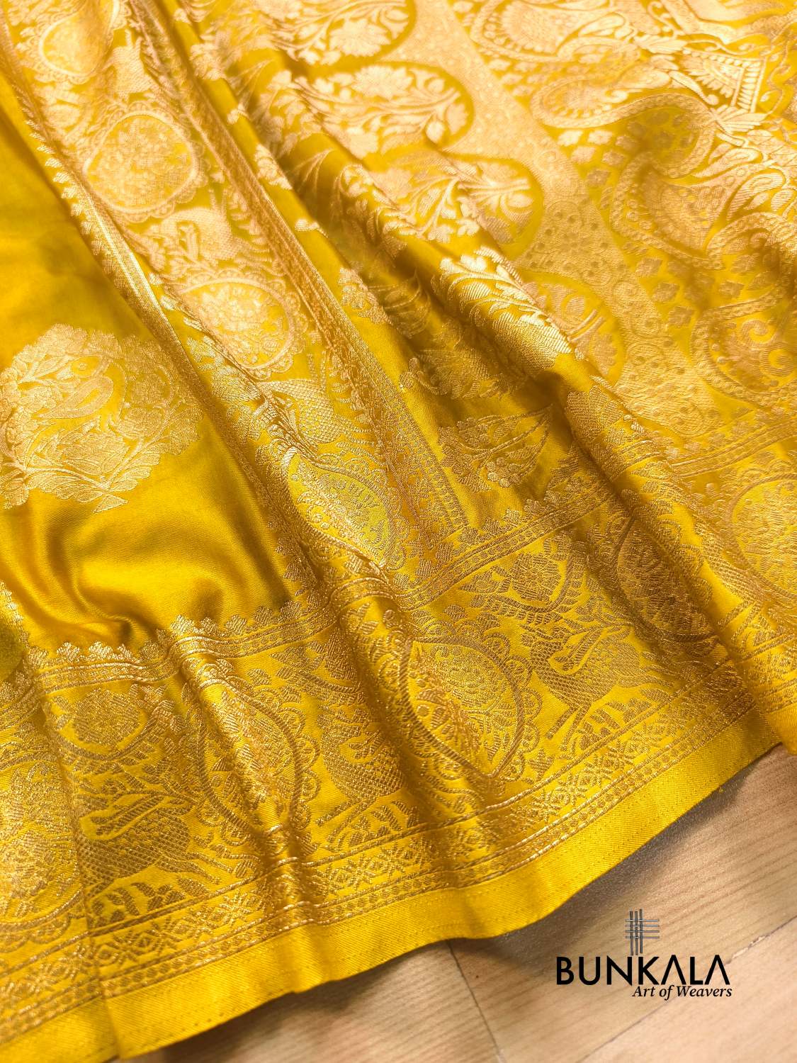 Yellow Parrot Buta Banarasi Mashru Silk Saree 