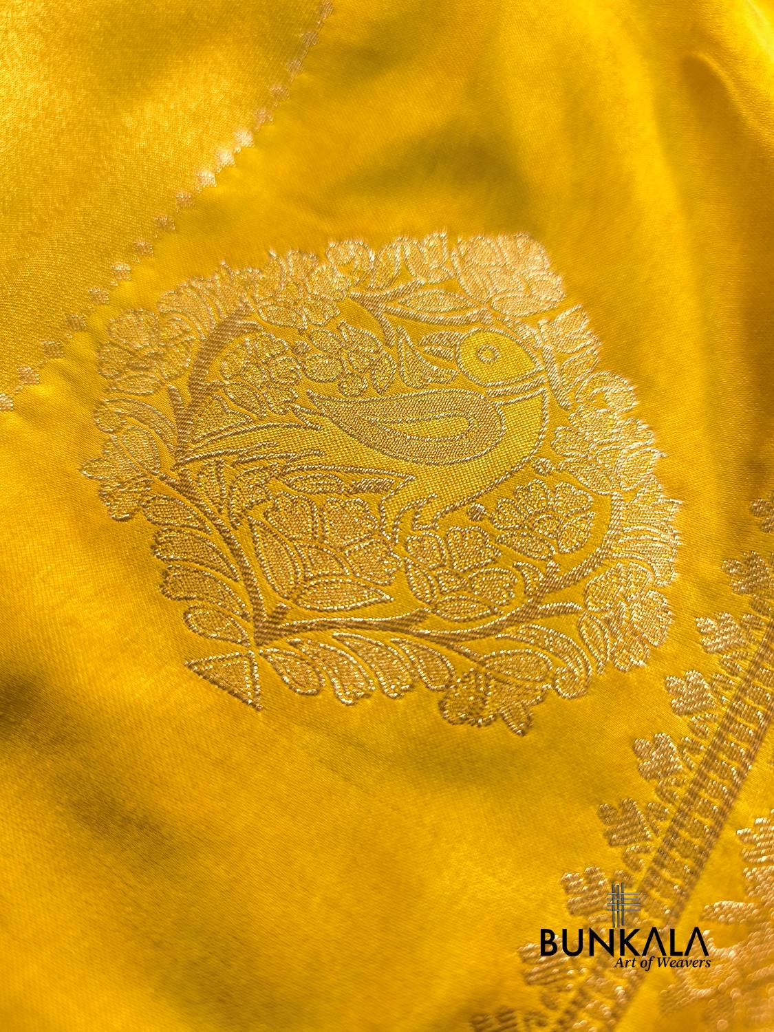 Yellow Parrot Buta Banarasi Mashru Silk Saree 