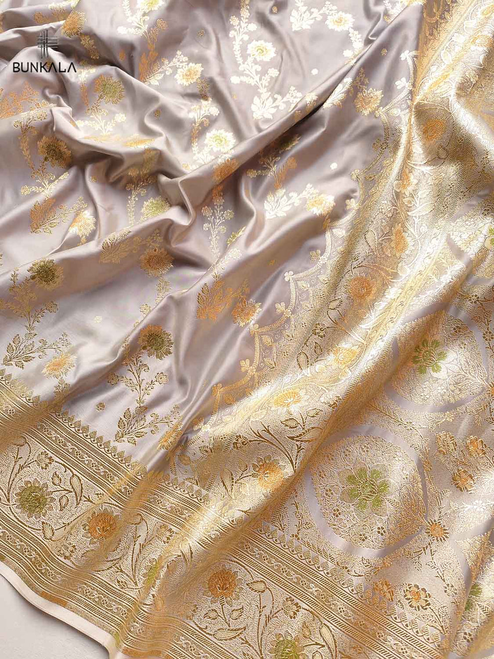 Green Benaras Silk Saree Chandelier Jaal Meenakari Blue Threads main image 0