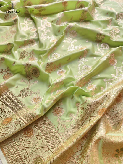 Green Mashru Silk Meenakari Jaal Design Weaved Banarasi Saree