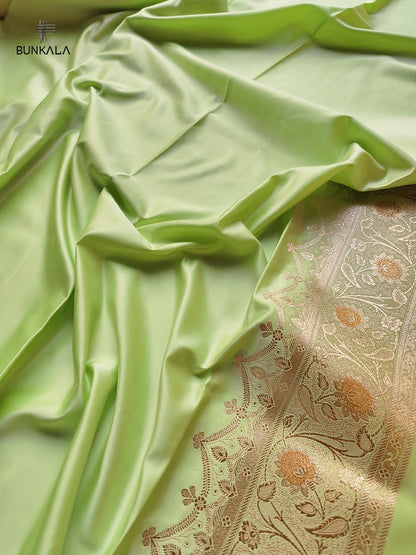 Green Mashru Silk Meenakari Jaal Design Weaved Banarasi Saree