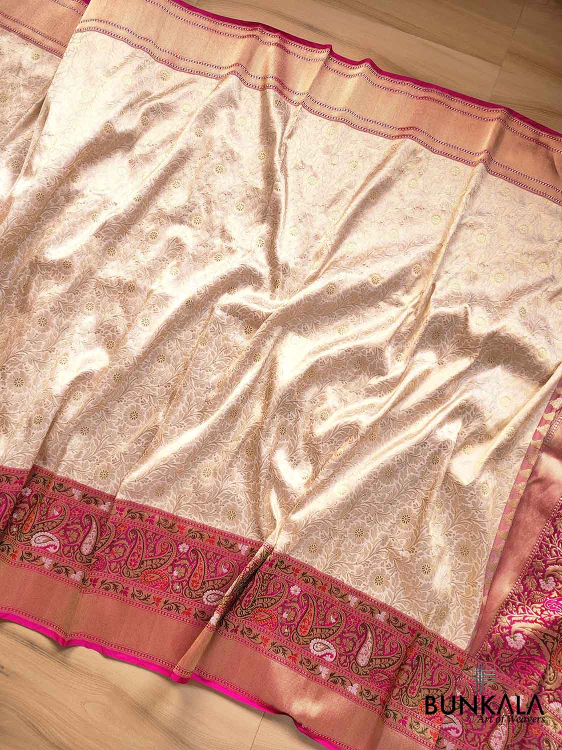 Exquisite Craftsmanship Off White Pure Katan Silk Handloom Brocade Banarasi Saree with Meenakari Border and Pallu